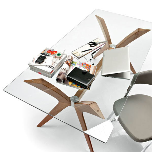 ガラスとウッドが織りなすモダンデザインダイニングテーブルCalligaris(カリガリス)「TOKYO(トーキョー)」のサイズ