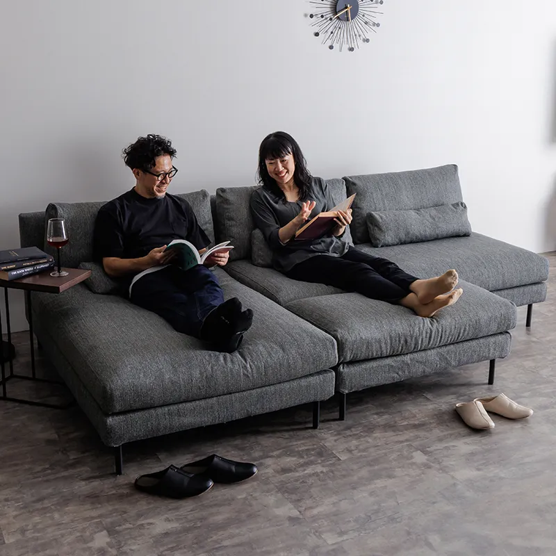 組み合わせ自由な肘掛けなしソファー「STELA(ステラ)」の奥行